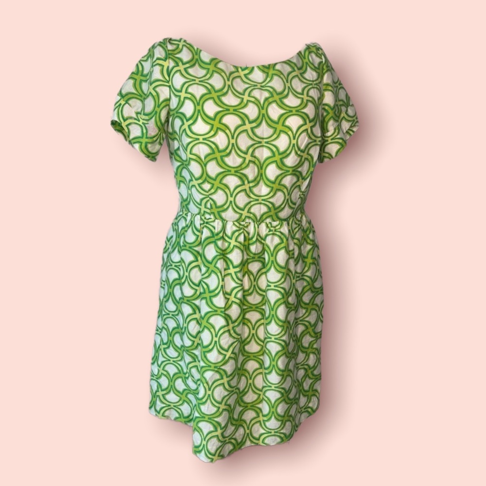 Marc New York Andrew Mark Cap Sleeve Shift Dress with Green Trefoil Design Sz 12